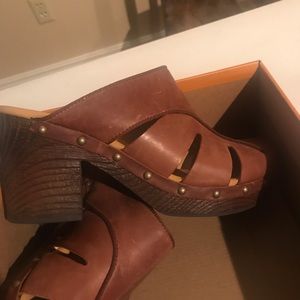 Korks Brown Neneh Wood Bottom Clogs